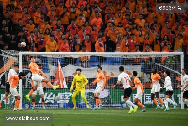 里程碑，青岛海牛后卫金洋洋俱乐部各项职业赛事出场200场